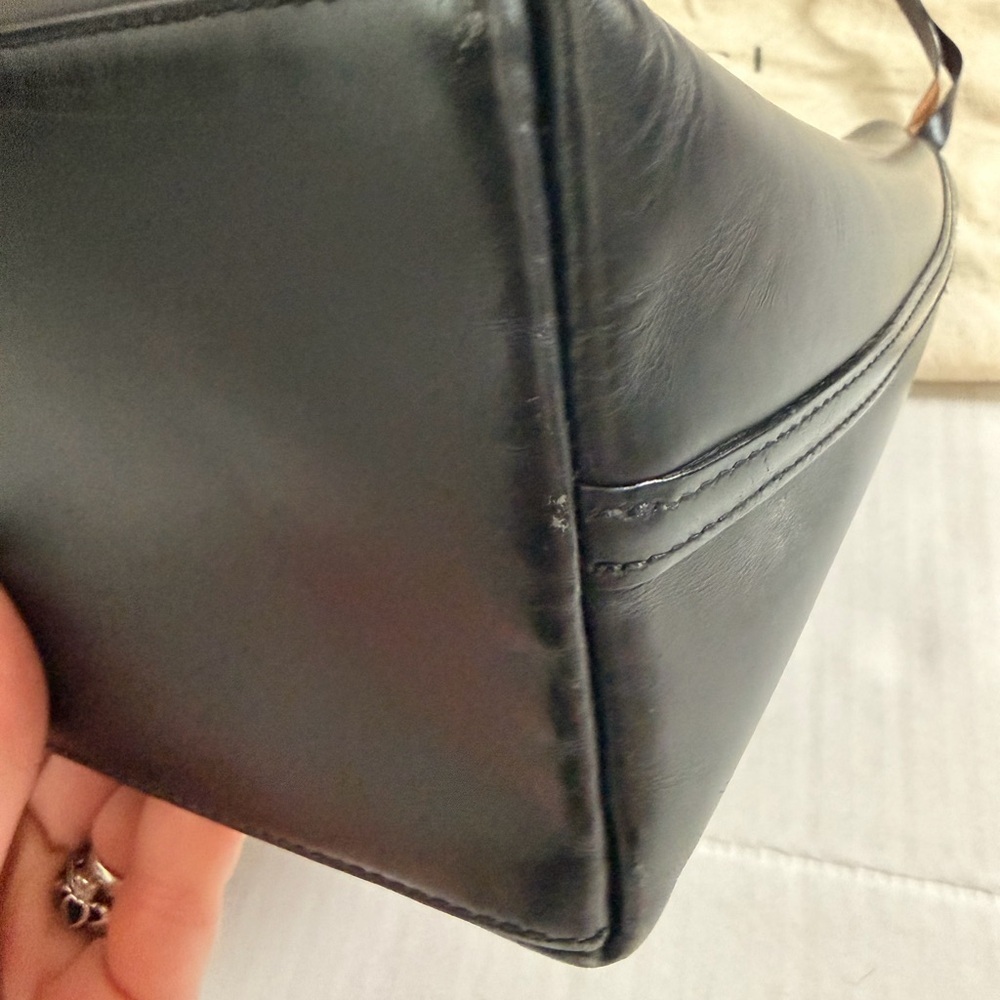 Vintage Gucci Black Leather G logo Buckle Hobo Bag with Attached Mini Bag - Picture 16 of 16